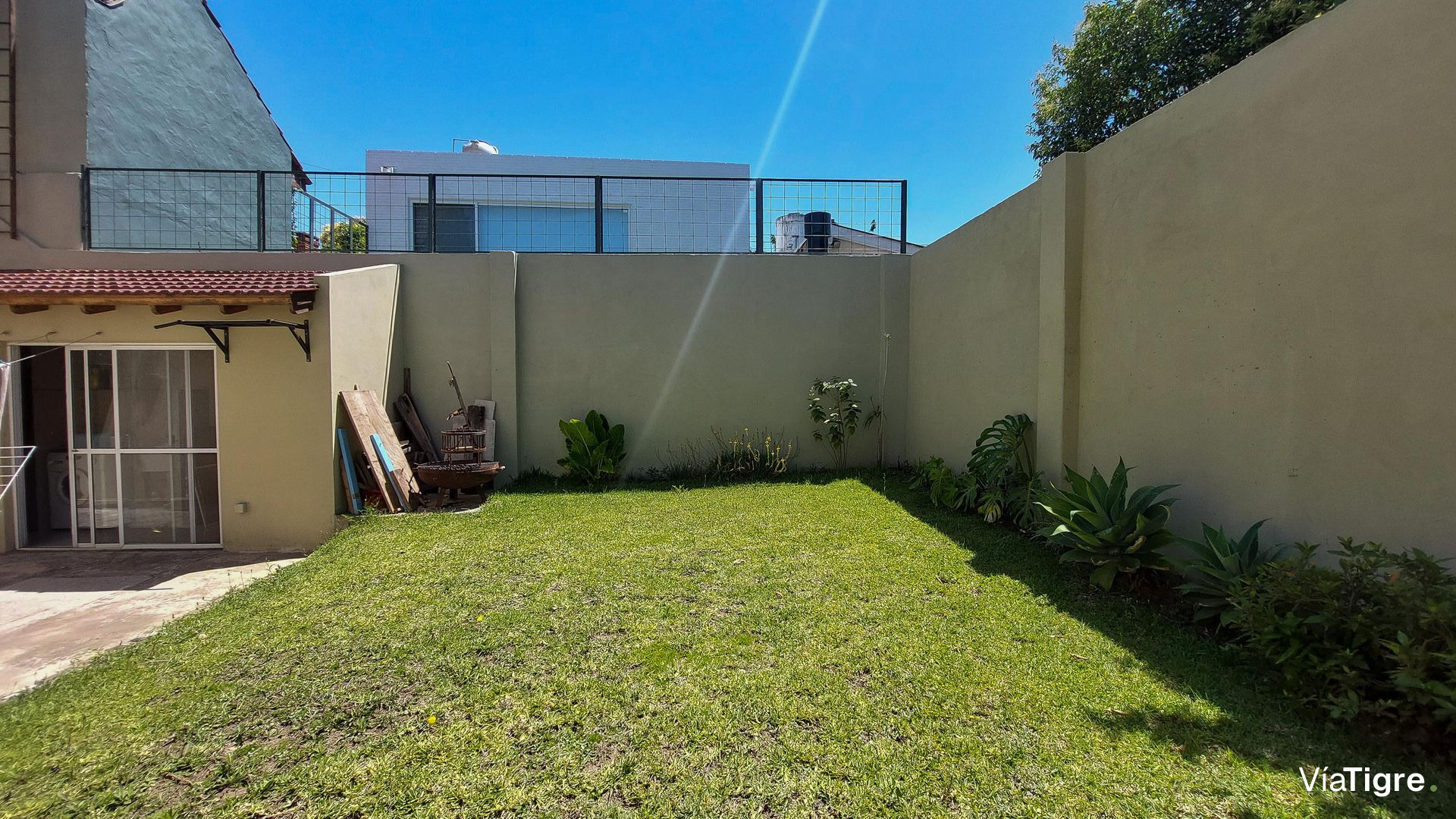 Casa en Venta - Impecable Propiedad - Lote Propio