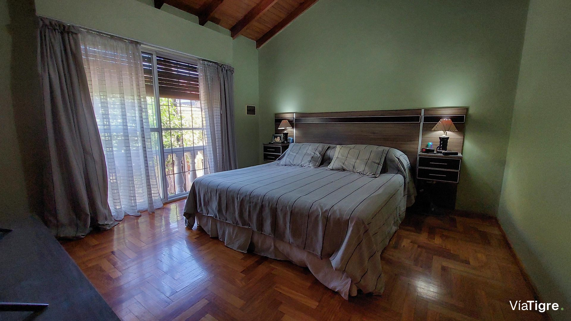 Casa en Venta - Impecable Propiedad - Lote Propio