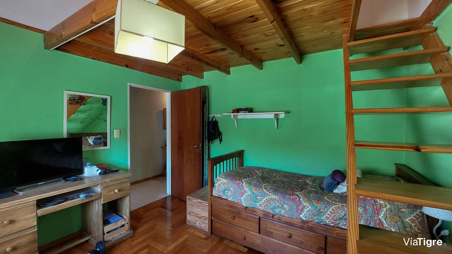 Casa en Venta - Impecable Propiedad - Lote Propio