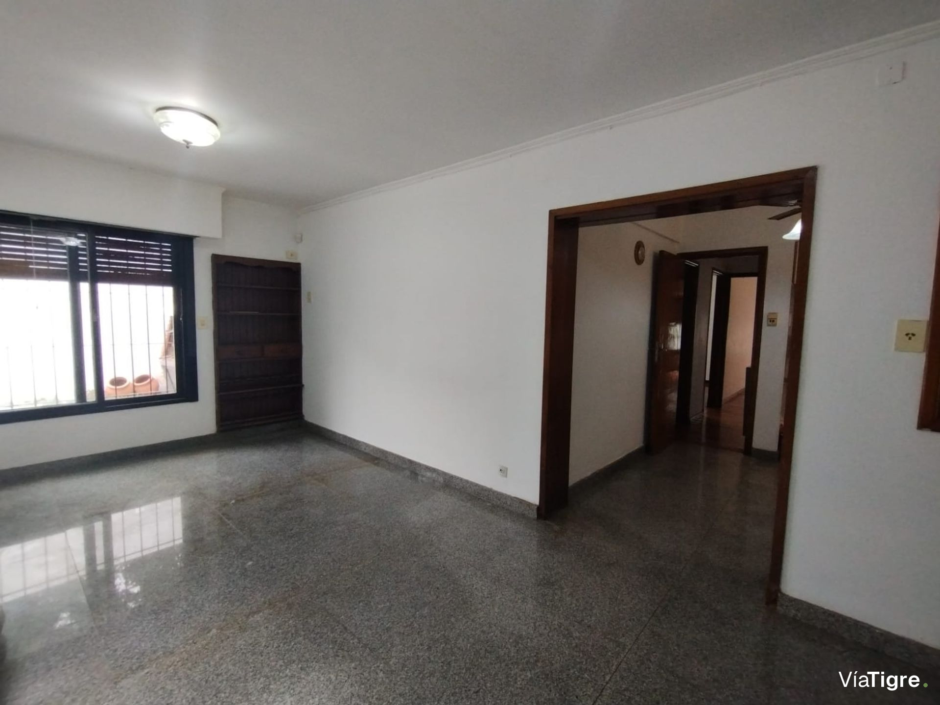 VENTA Casa 4 Amb, cochera y terraza. Villa Adelina