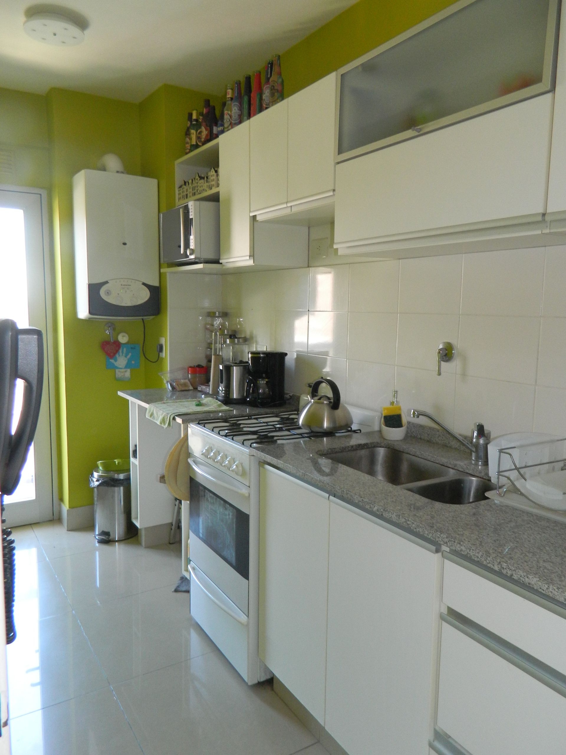 Dos Ambientes C/ Cochera En Alquiler, Beccar