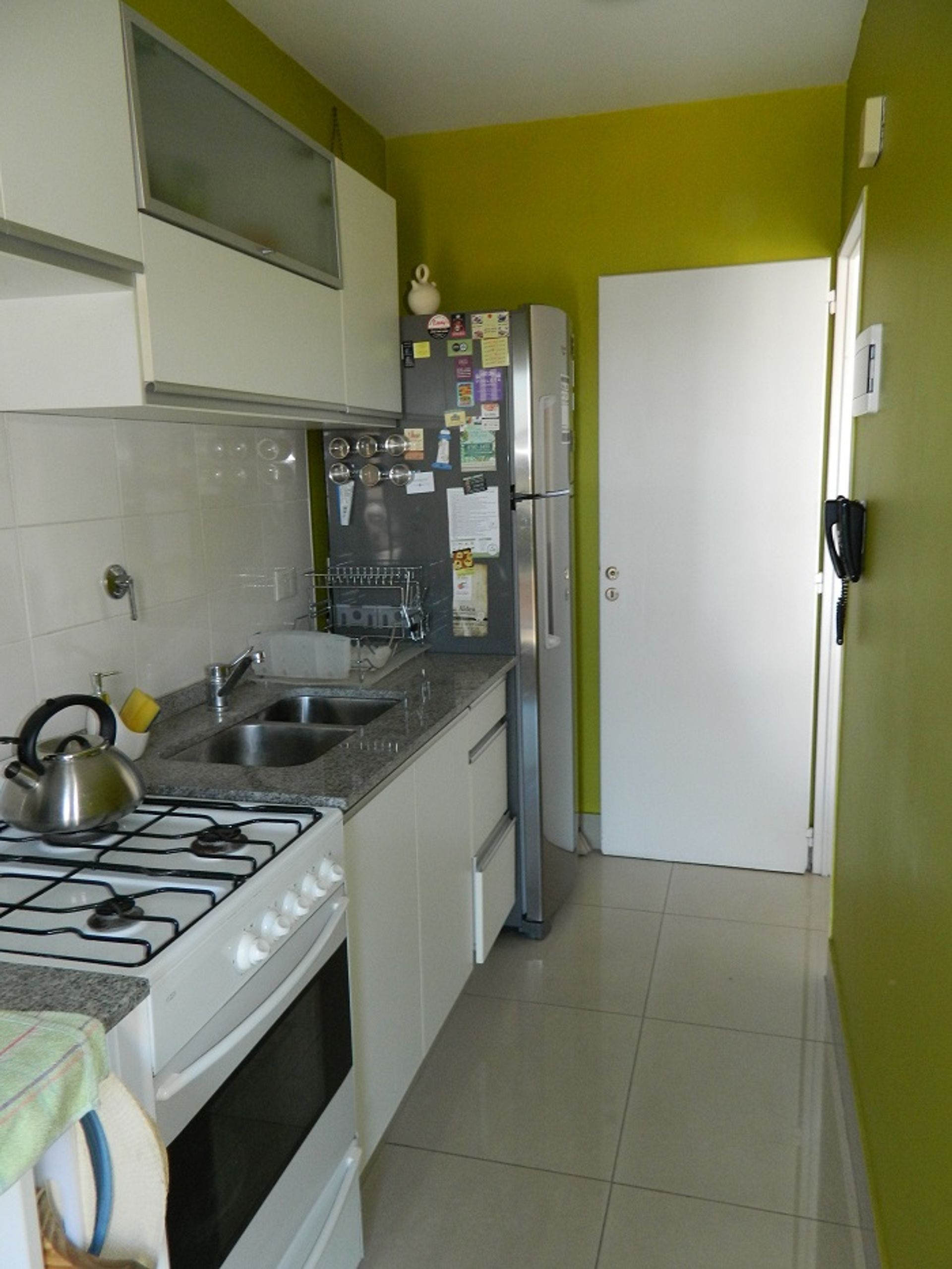 Dos Ambientes C/ Cochera En Alquiler, Beccar
