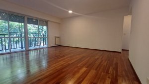 Three-room Apartment with Garage and Storage for Rent
