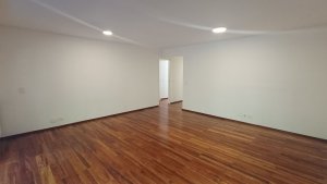 Three-room Apartment with Garage and Storage for Rent