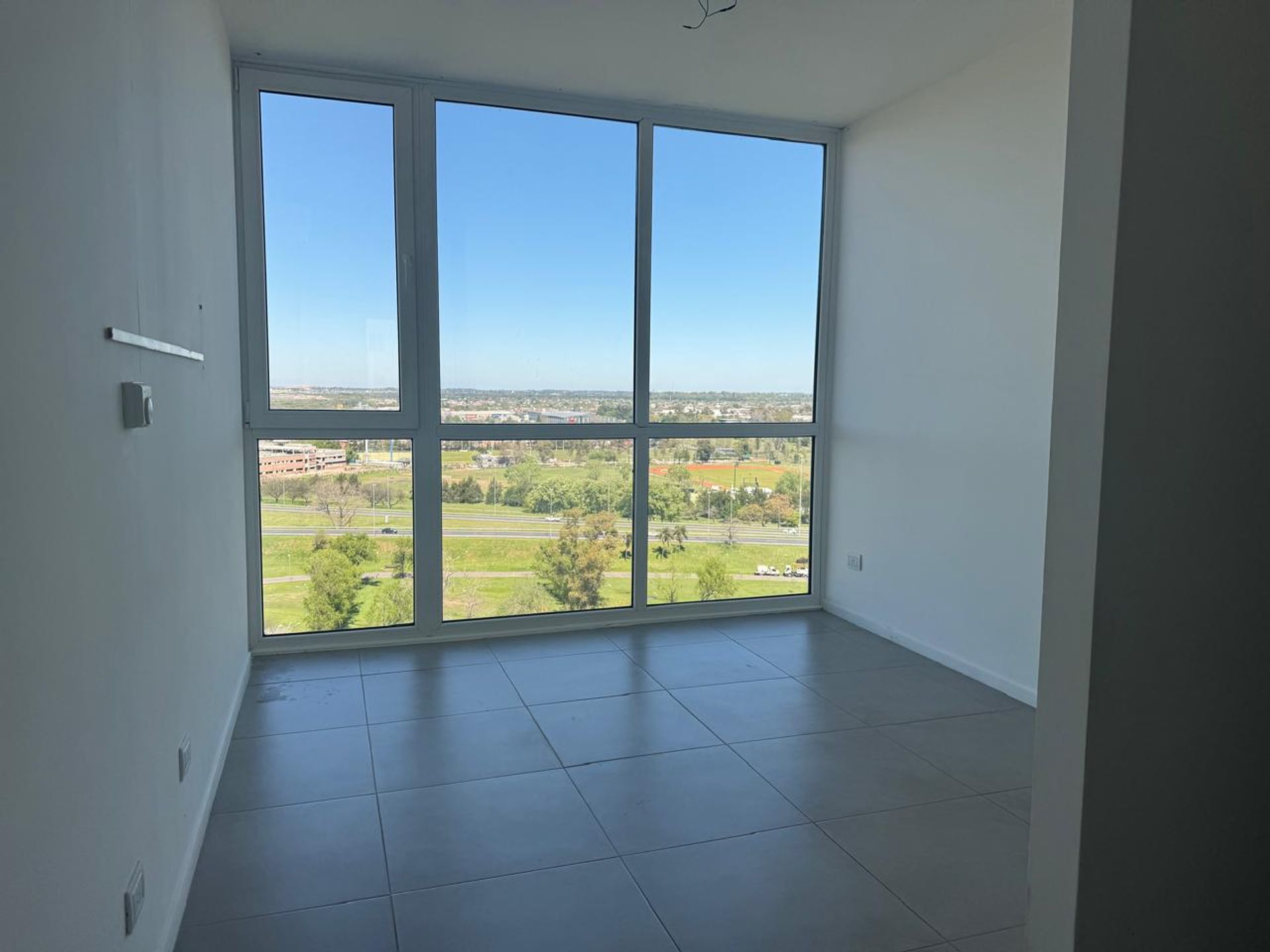 Alquiler Depto 4 amb, 2 Cocheras, Riverside