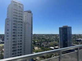 For Rent Apartment 4 rooms, 2 parking spaces, Riverside