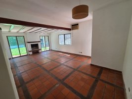 4-room house-type apartment rental in San Isidro
