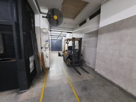 Warehouse for sale with shop and offices, Vicente Lopez