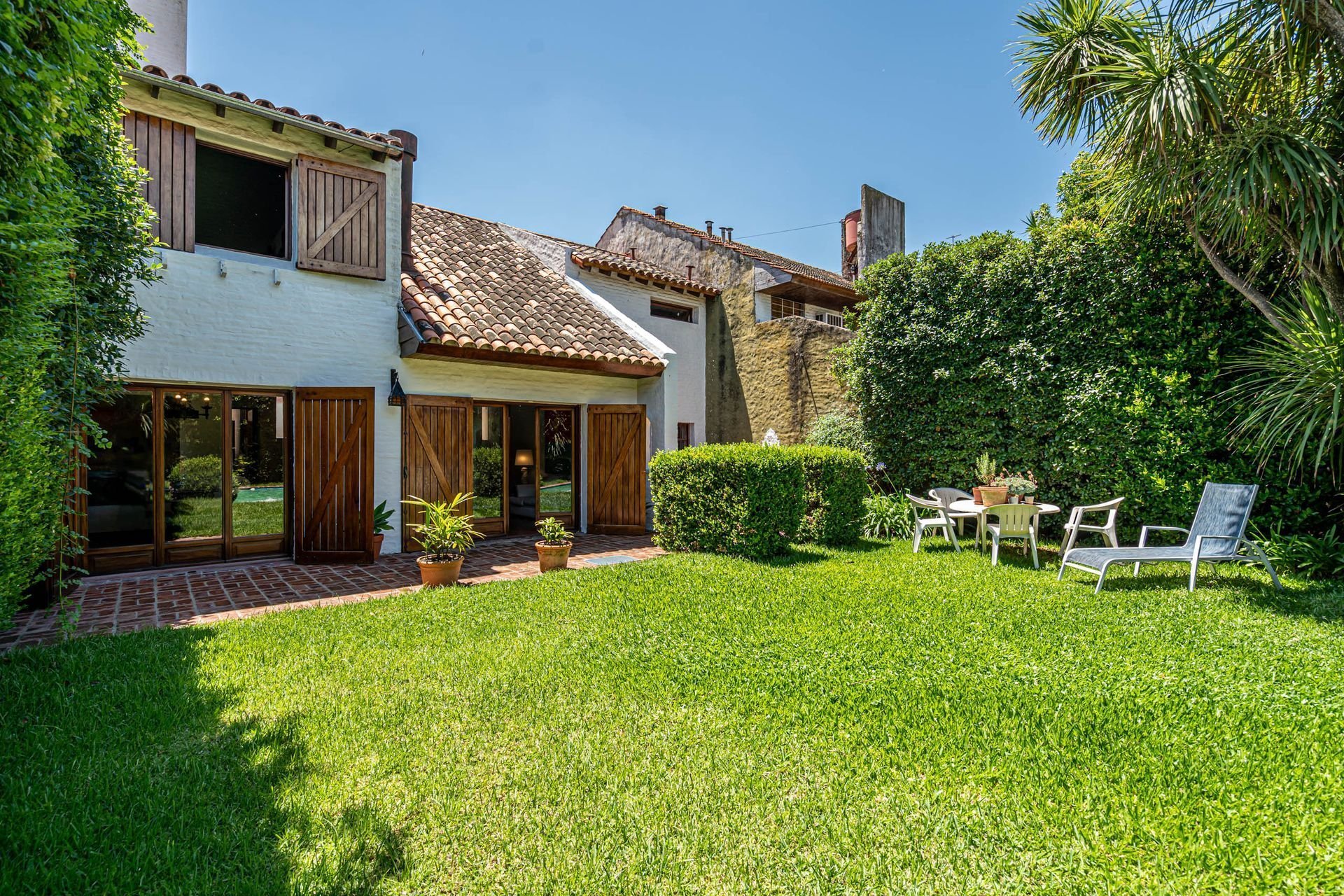 Casa venta 5 amb c/jardín, pileta, quincho. 387 m²