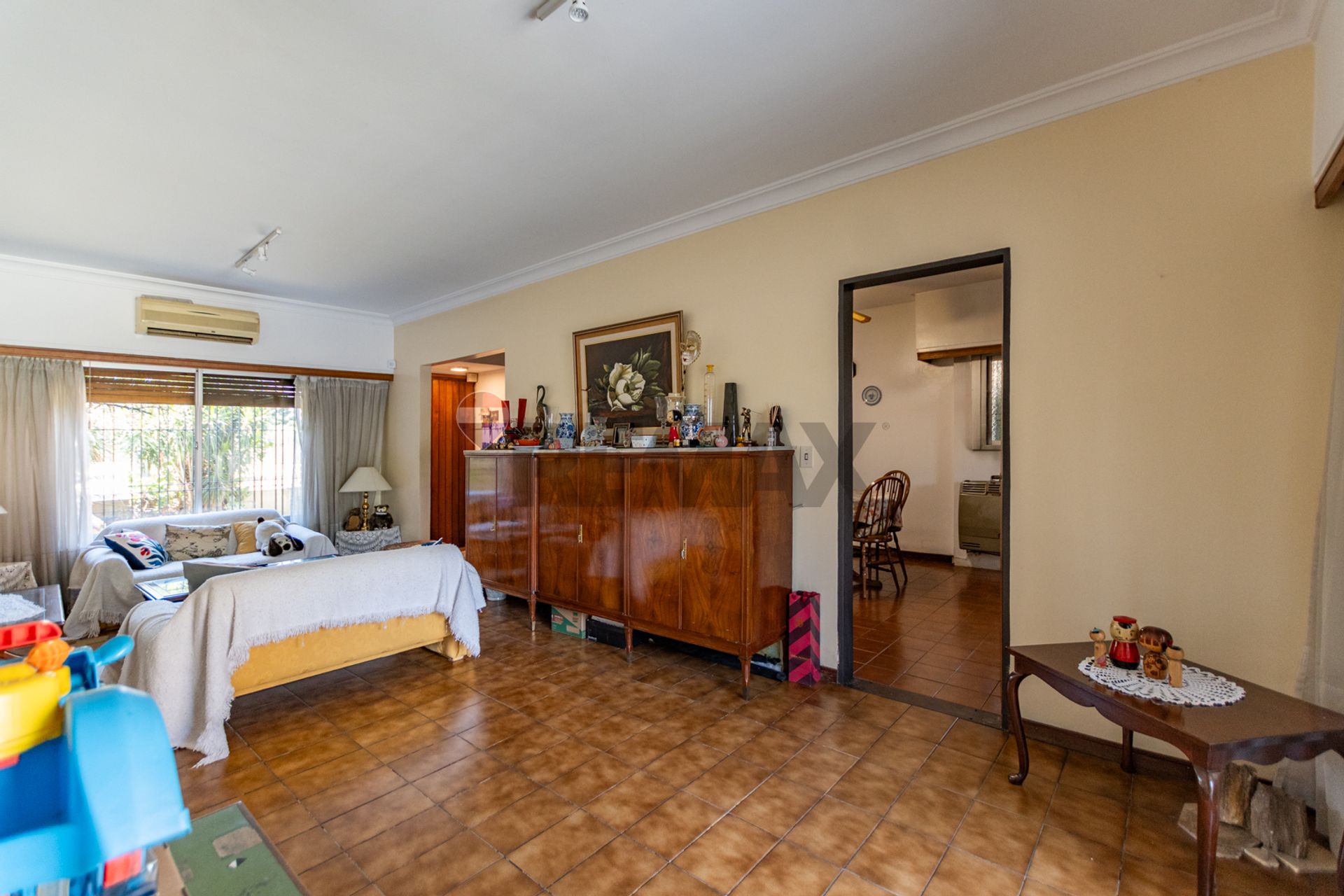 Venta Casa 4 Amb C/Pile Y Quincho En Lopez Camelo