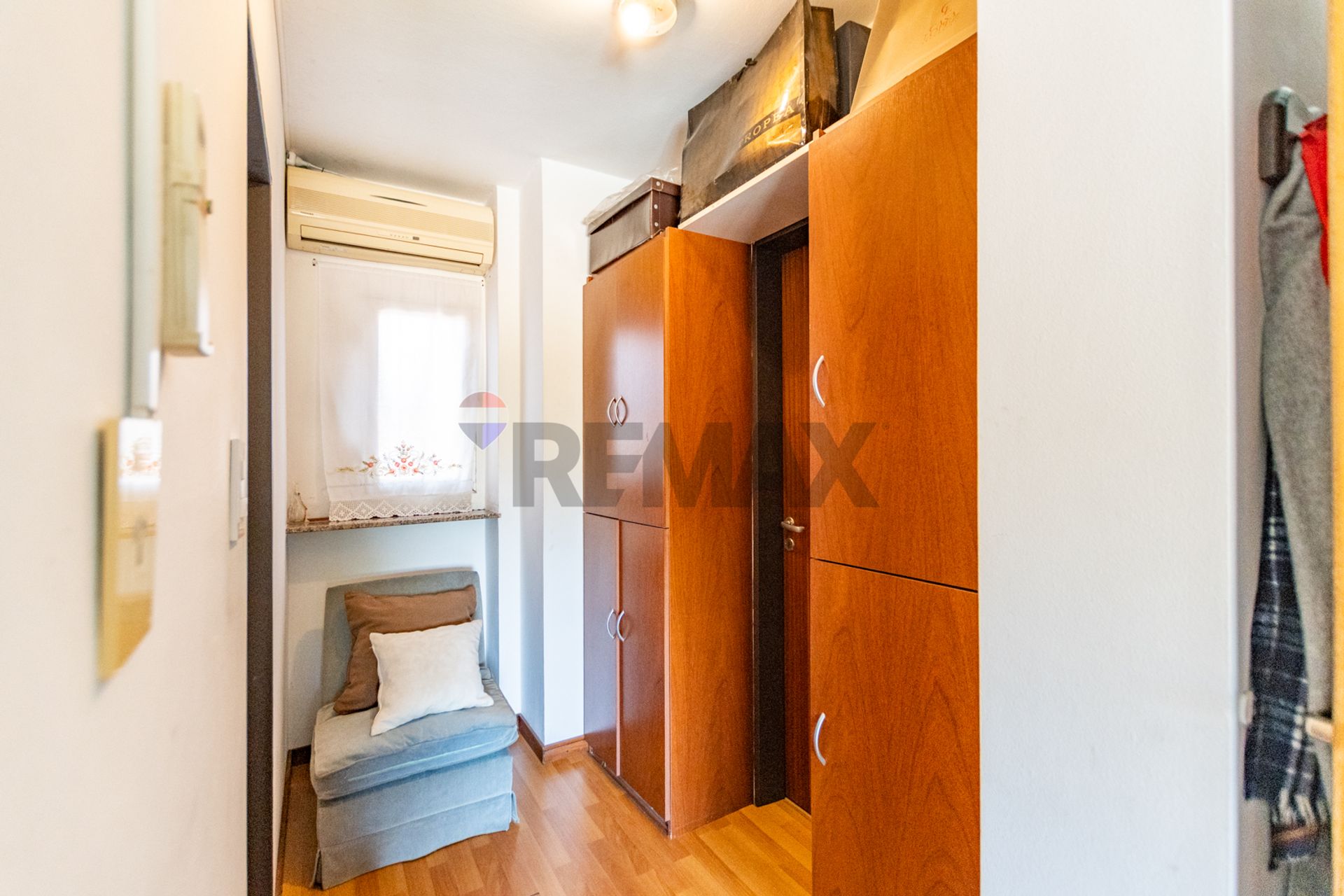 Venta Casa 4 Amb C/Pile Y Quincho En Lopez Camelo