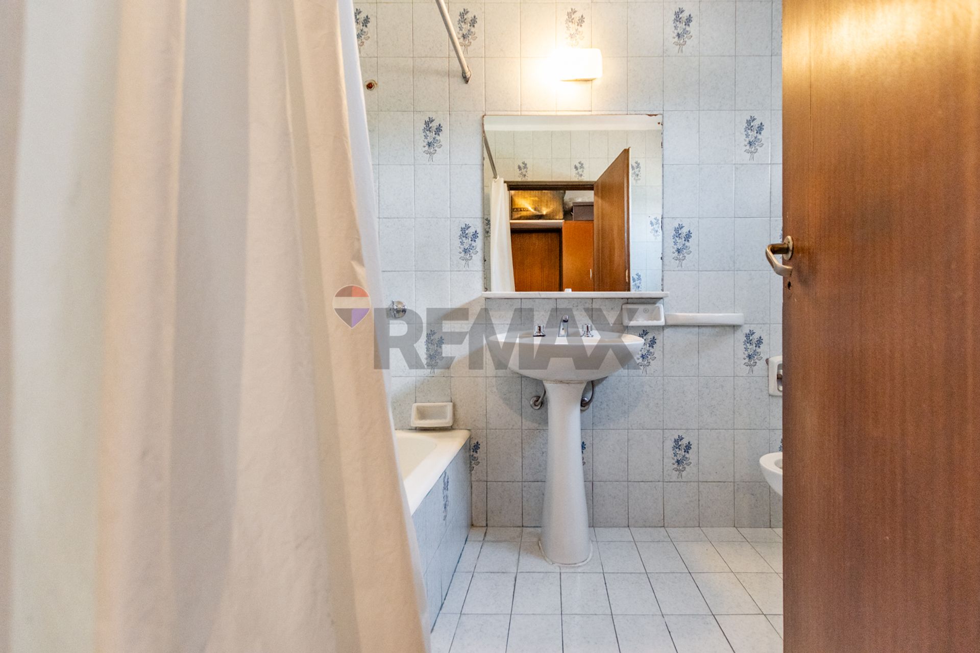Venta Casa 4 Amb C/Pile Y Quincho En Lopez Camelo