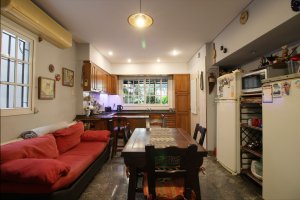 Venta casa 5 ambientes pileta coch Vicente Lopez
