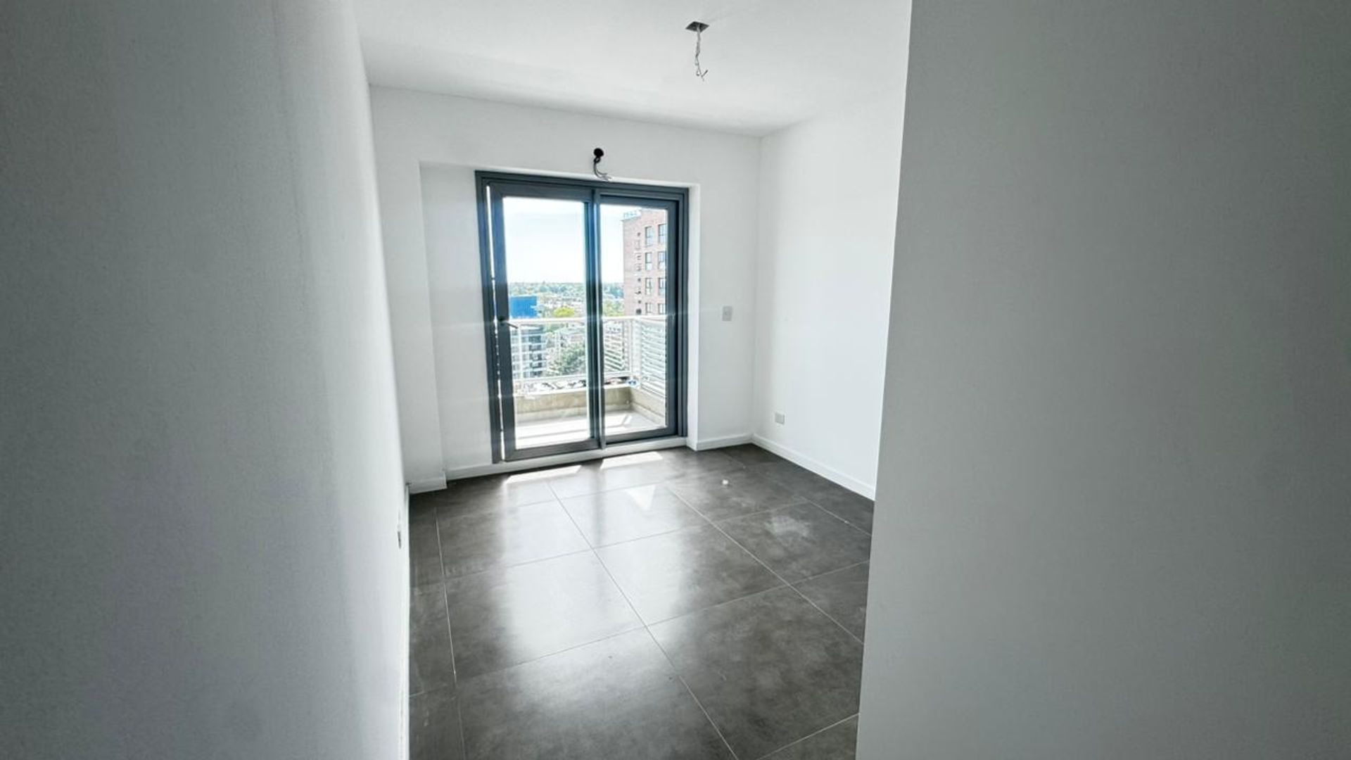 Departamento 3 Amb Venta Tigre Balcon Cochera