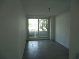 Departamento Tres Ambientes En España 520 Tigre