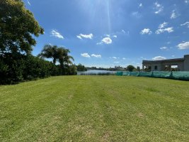 Lot for Sale by the Lake, San Marco Neighborhood, Villa Nueva