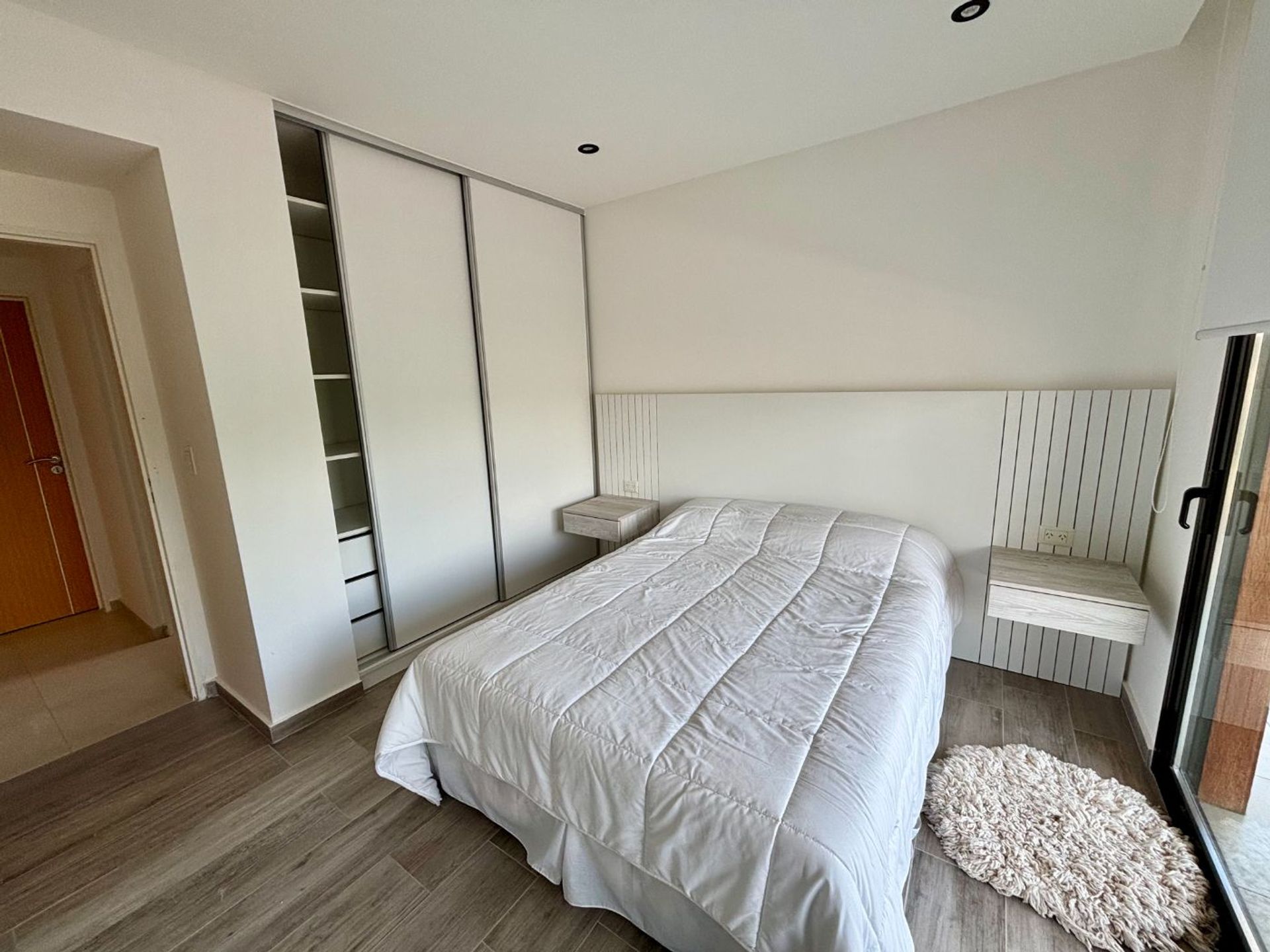 Depto. 3 amb.con cochera en Venta- El Talar, Tigre