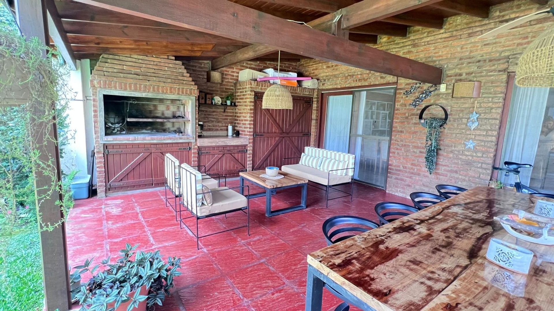 Casa En Barrio Tres Horquetas. San Fernando