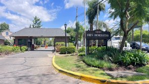 Casa En Barrio Tres Horquetas. San Fernando