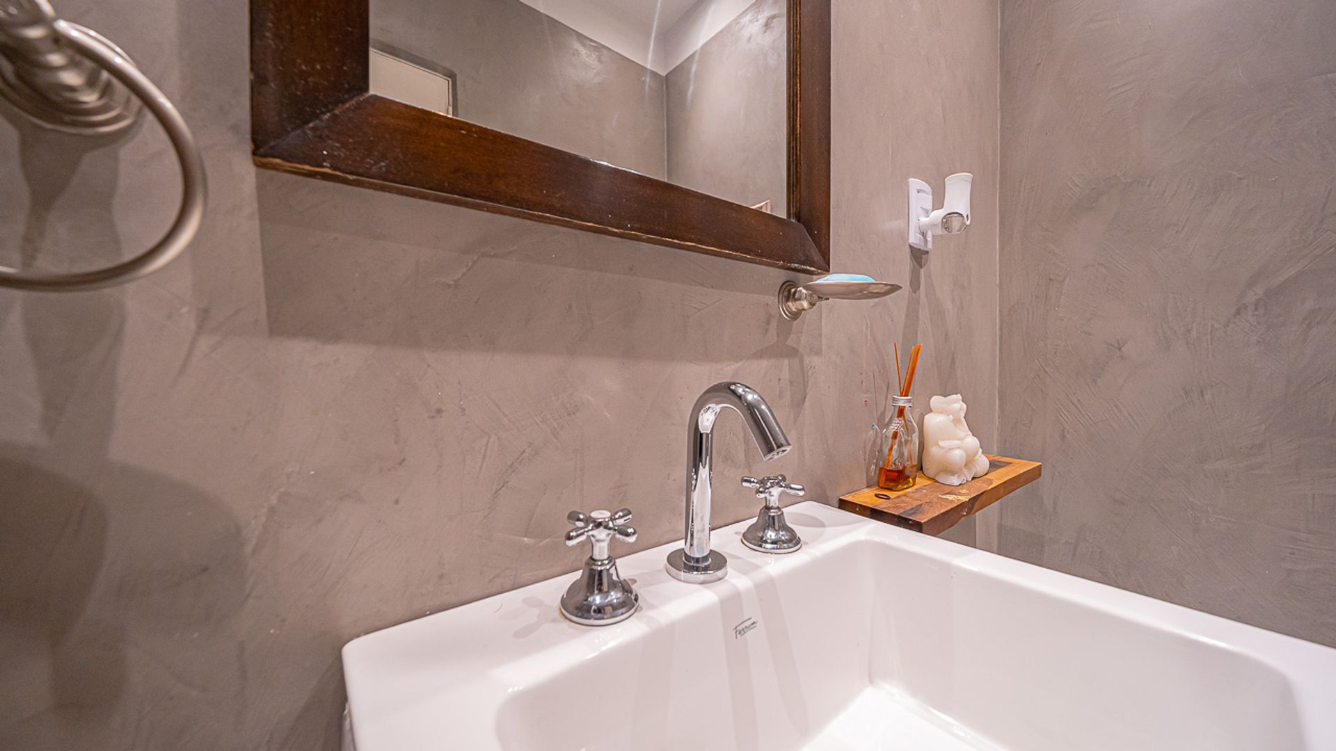 Venta Casa 4 Ambientes Totalmente Reciclada