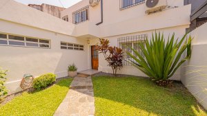 Venta Casa 4 Ambientes Totalmente Reciclada