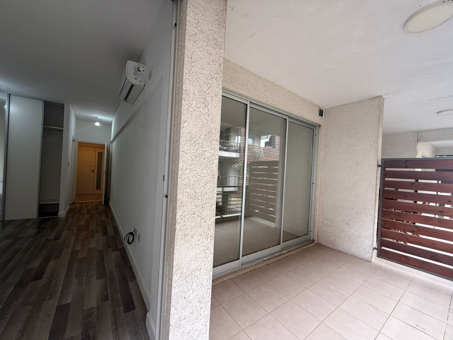 Alquiler 2 Ambientes Con 2 Cocheras En Tige