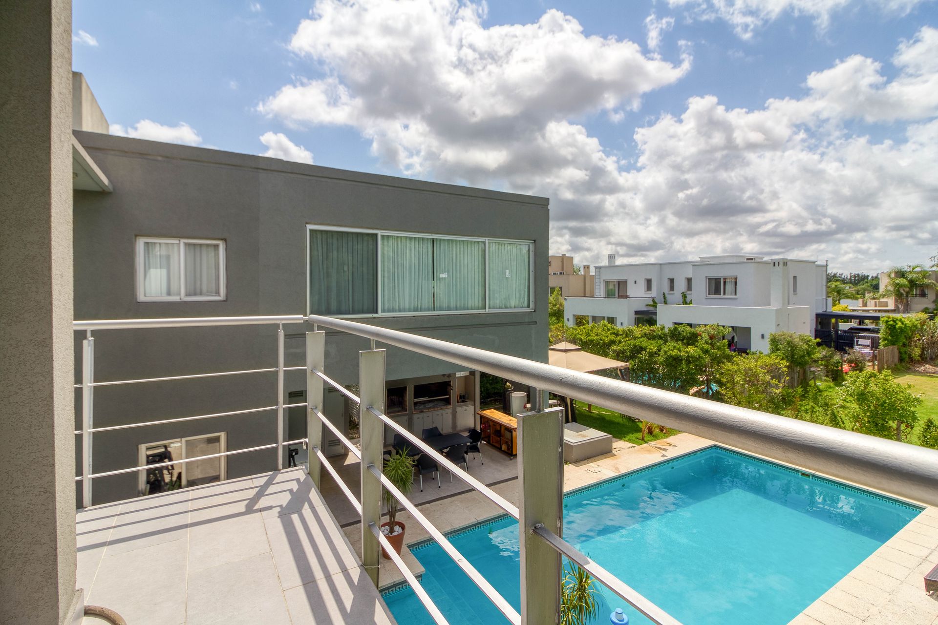 Impecable Casa En Venta 7 Amb. Talar Del Lago 2