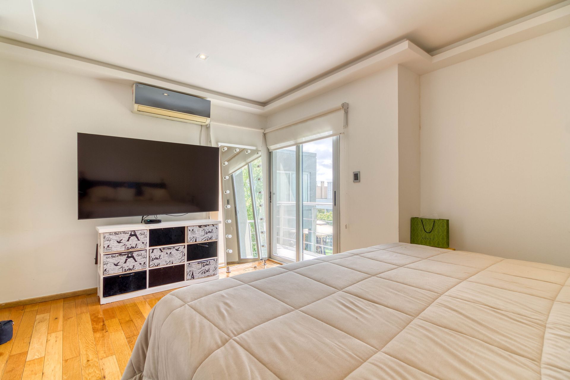 Impecable Casa En Venta 7 Amb. Talar Del Lago 2