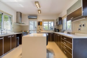 Impecable Casa En Venta 7 Amb. Talar Del Lago 2