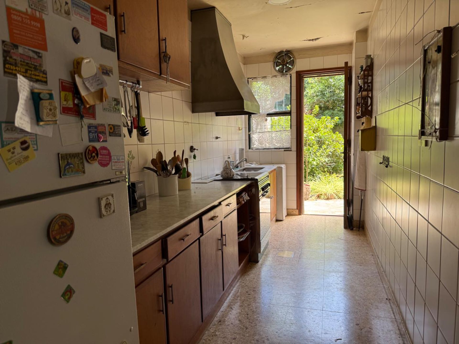 Casa de una planta con altillo y jardín Martinez