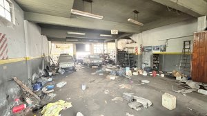 Shop/Workshop/Warehouse for Sale in Olivos, Good Access