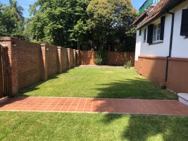 Casa Venta jardin piscina Martinez.