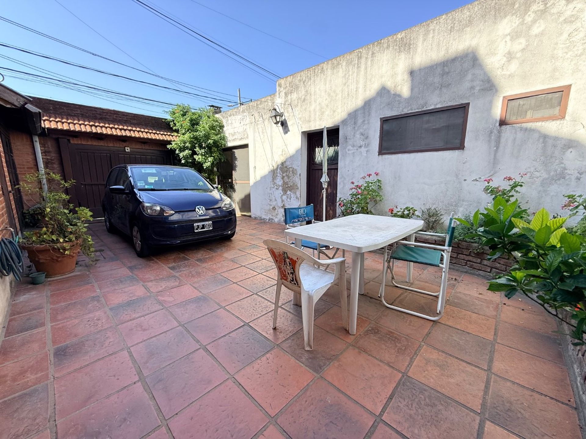 Venta casa 4 ambientes con cochera Martinez