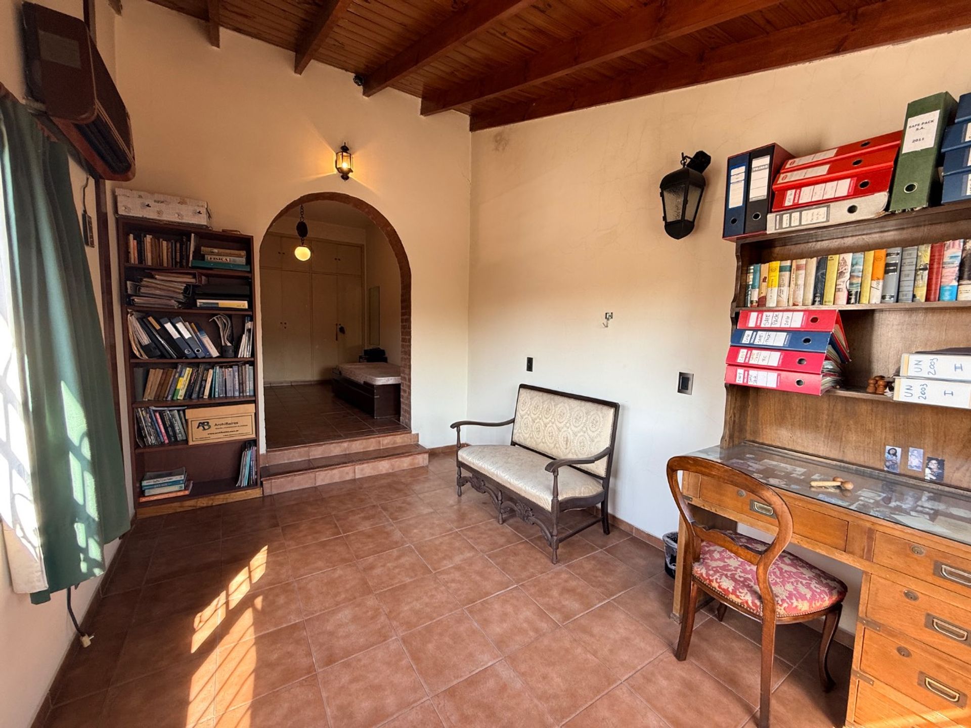 Venta casa 4 ambientes con cochera Martinez