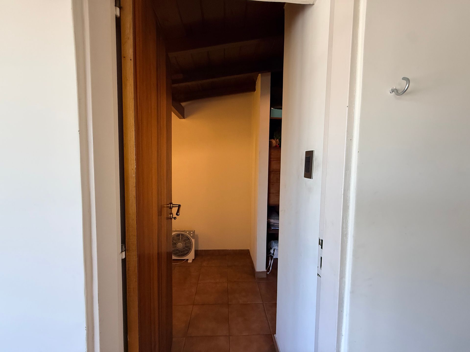 Venta casa 4 ambientes con cochera Martinez