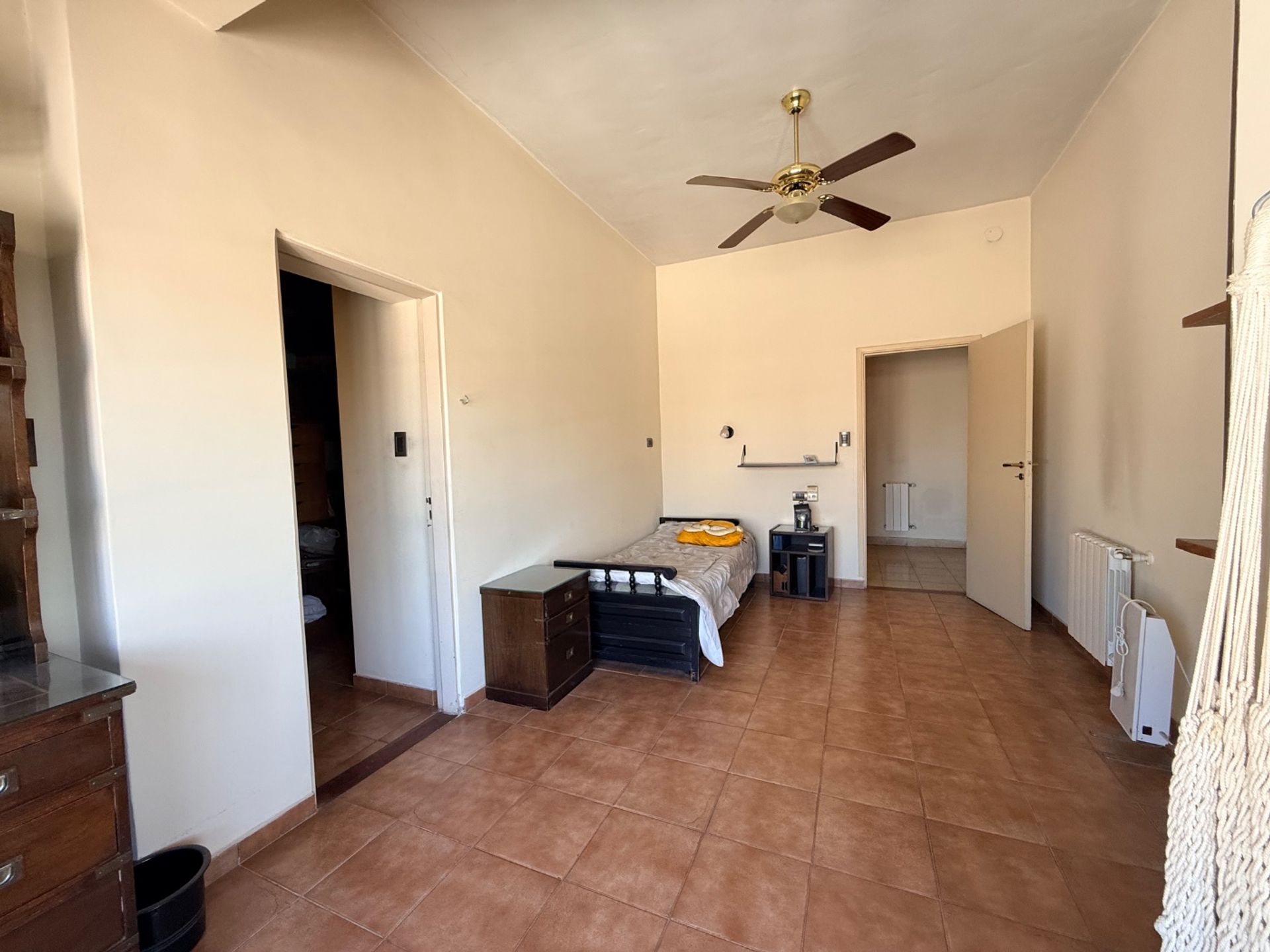 Venta casa 4 ambientes con cochera Martinez