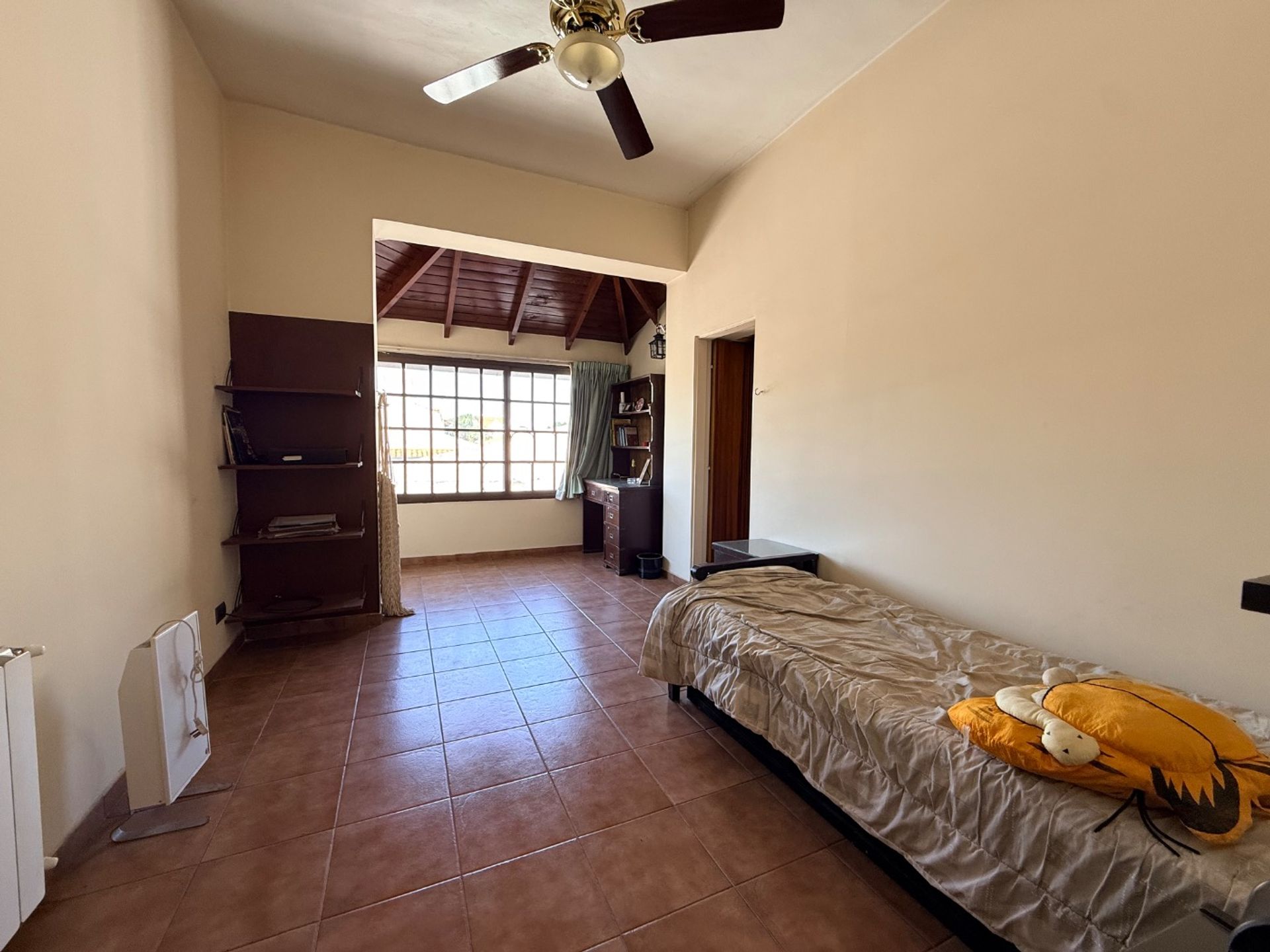 Venta casa 4 ambientes con cochera Martinez