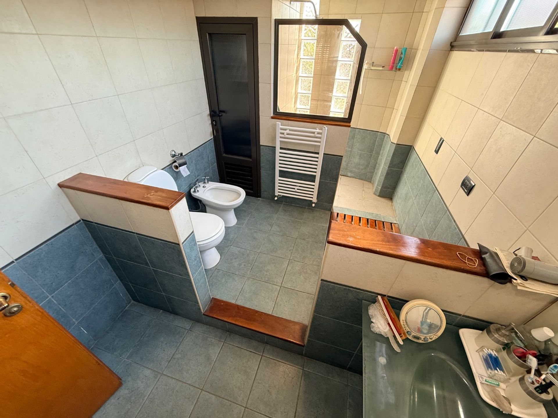 Venta casa 4 ambientes con cochera Martinez