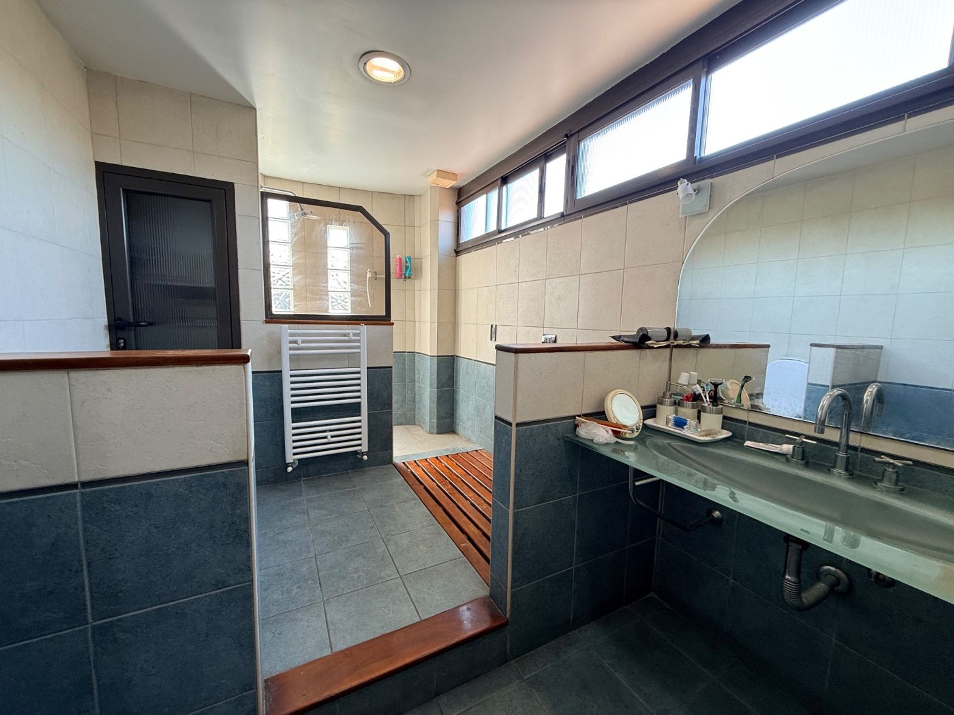 Venta casa 4 ambientes con cochera Martinez