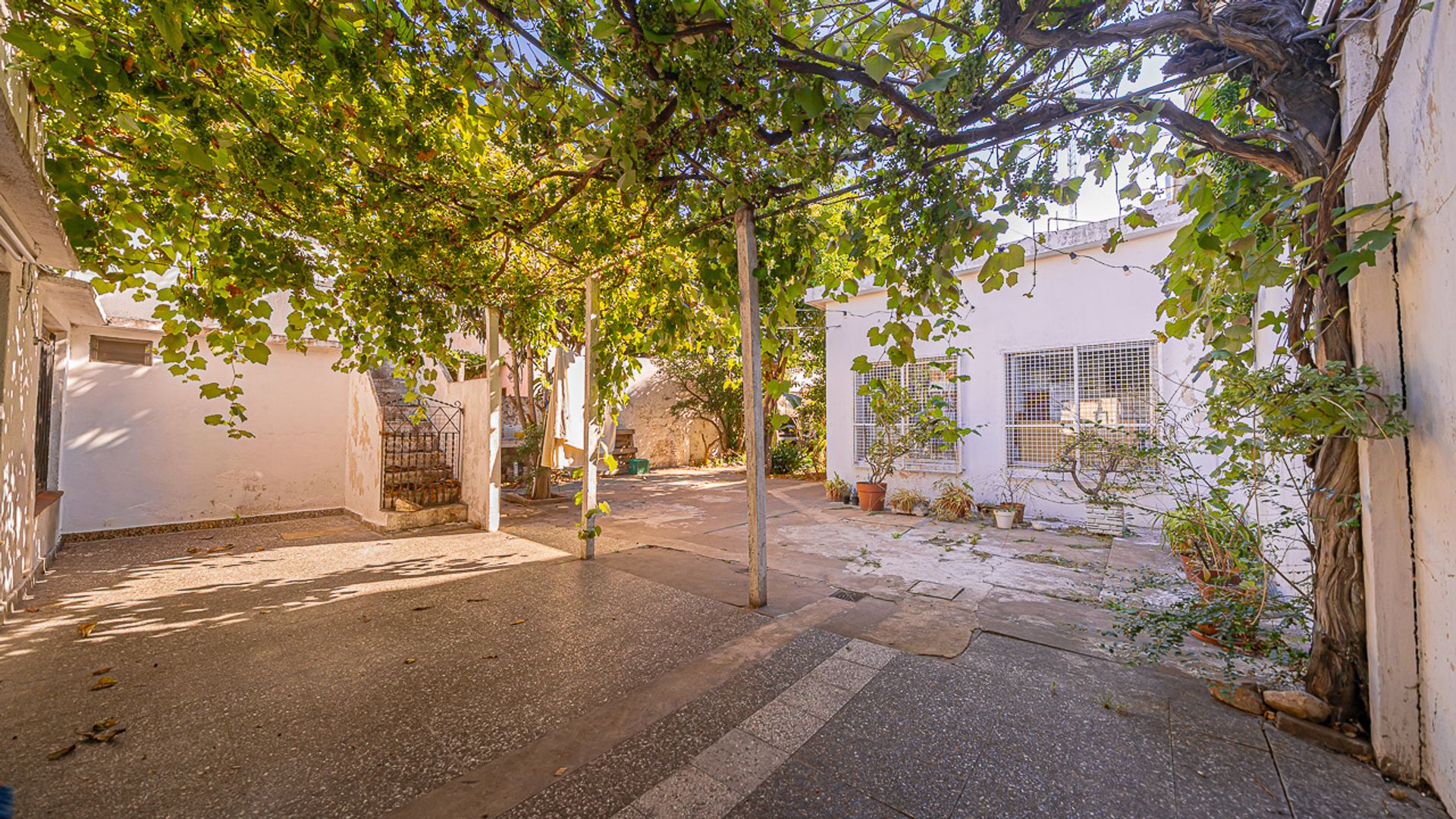 Venta Casa 4 Ambientes En Munro Cochera Y Terraza