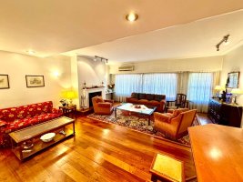 Casa de 5 ambientes en San Isidro con pileta