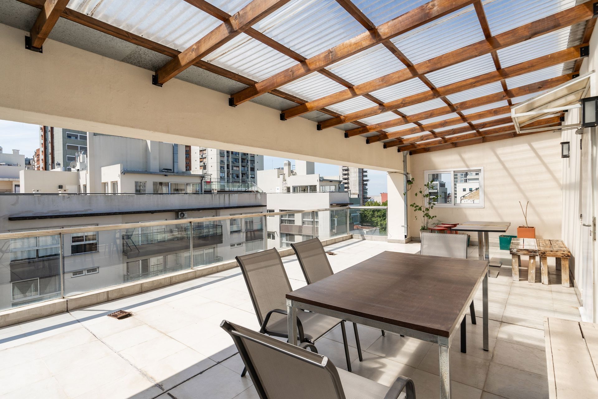 VENTA DPTO PISO 4 AMB COCHERA Amenities, LA ISLA