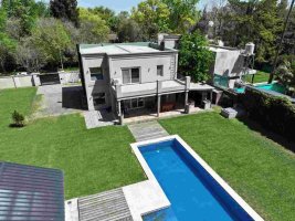 6-room house for rent – pool – La Bota Park