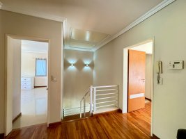 6-room house for rent – pool – La Bota Park