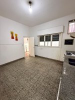 PH en PB con gran parque desc. quincho y parrilla.