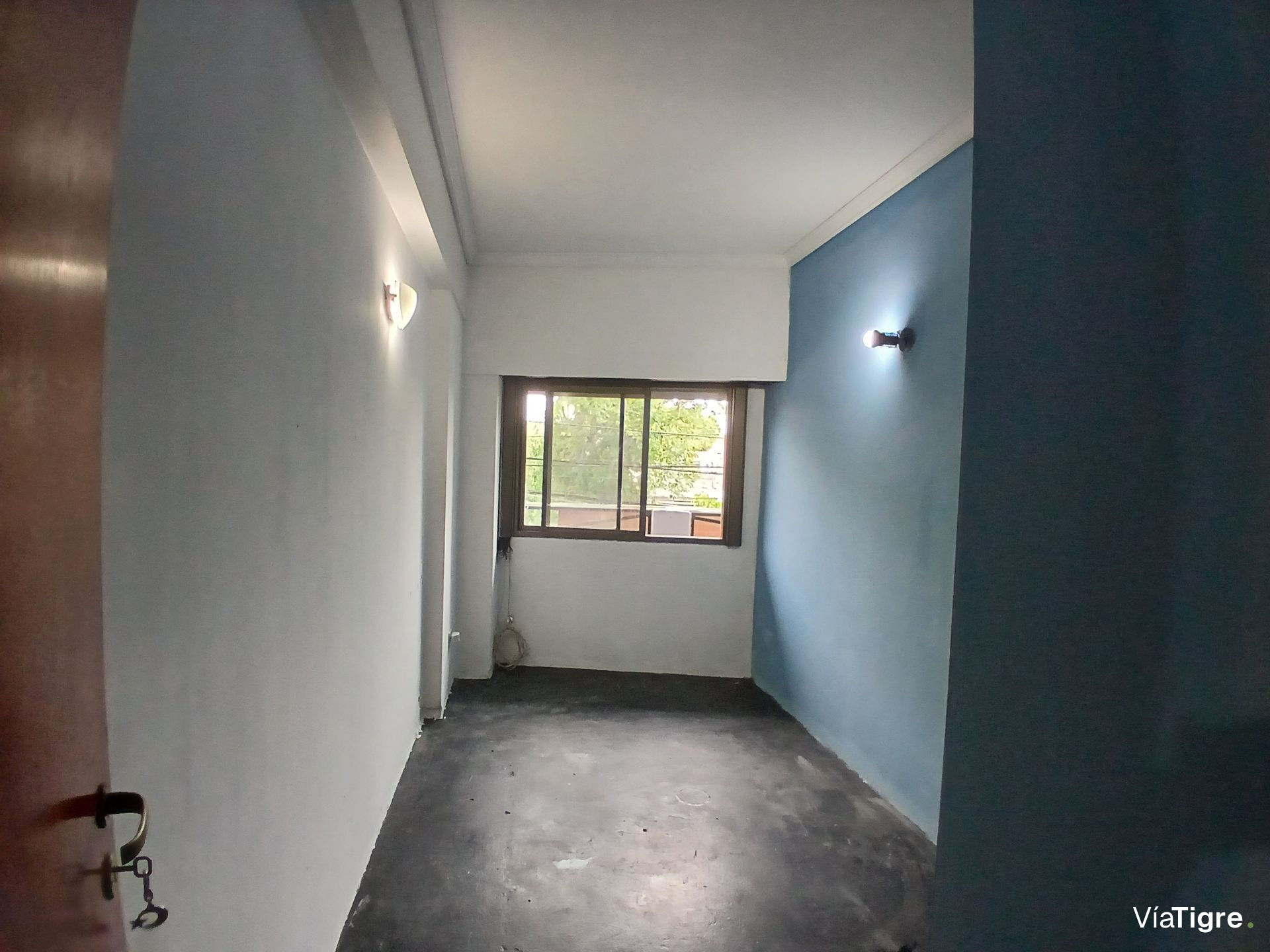Alquila ph 5 amb con terraza y balcón SIN EXPENSAS
