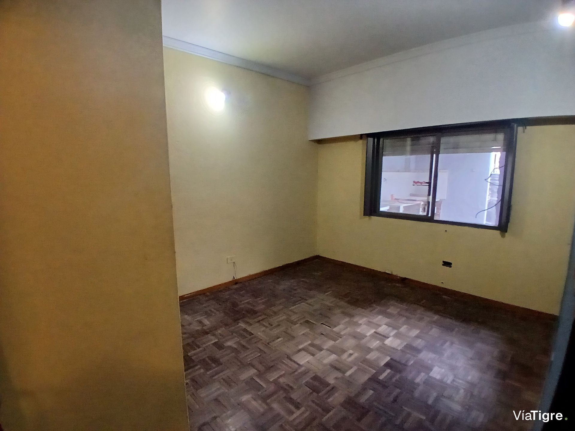 Alquila ph 5 amb con terraza y balcón SIN EXPENSAS