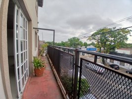 Alquila ph 3 amb. balcón alfrente sin expensas