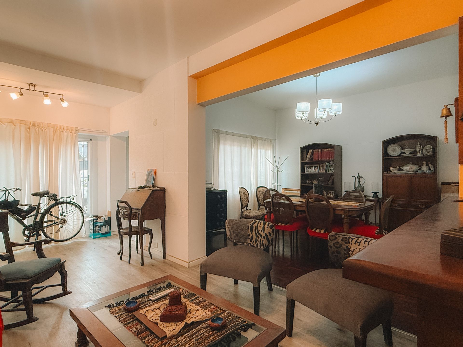 Venta Casa En Punta Chica, Victoria Con Jardin
