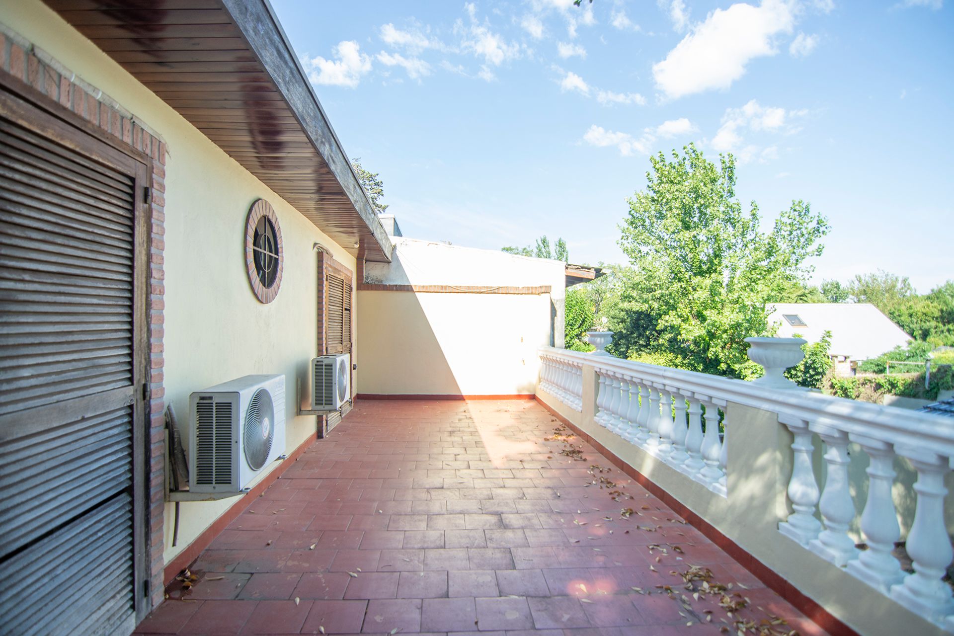 Casa 5 amb c/jardín, cochera, dep. en Don Torcuato